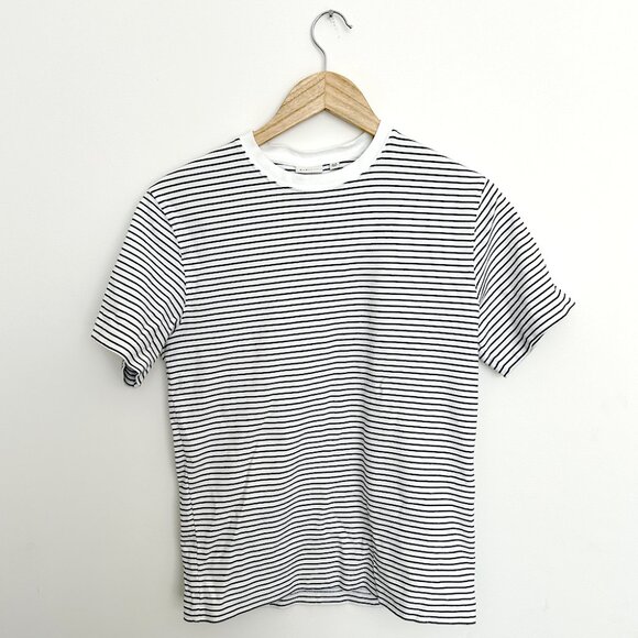 Babaton Pegasus T-Shirt in White/Dark Stripes 2XS - Picture 2 of 7